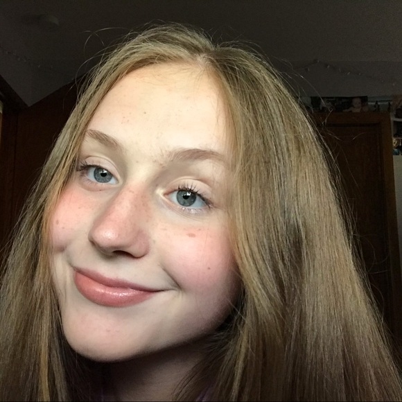 Meet your Posher, Avery - Picture 1 of 1